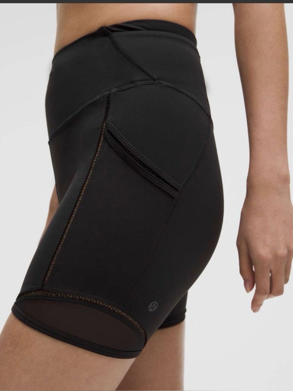 Fast and Free HR Short 6” Lace Trim